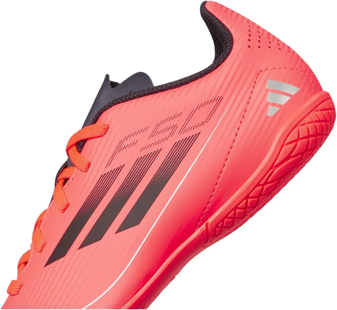 adidas Unisex-Child F50 Club Indoor Sneaker