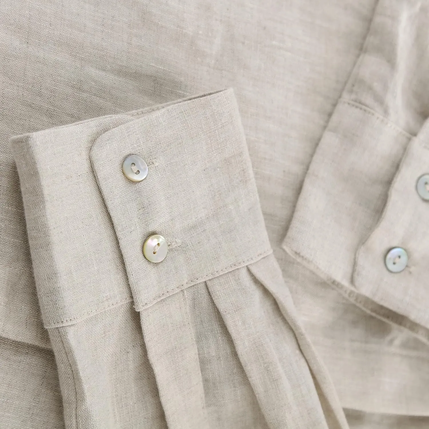 Amazhiyu Women' s Pure Linen Button Down Shirt Classic Long Sleeve Collared Tops