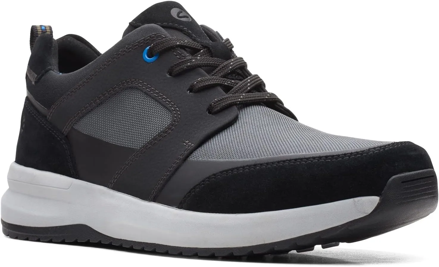 Clarks Men's Wellman Low Waterproof Sneaker