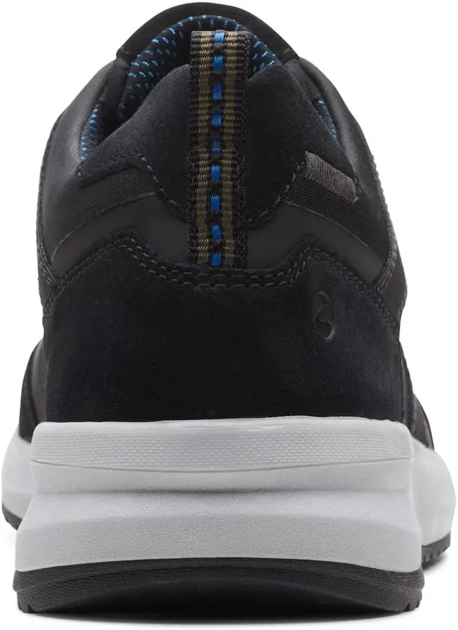 Clarks Men's Wellman Low Waterproof Sneaker