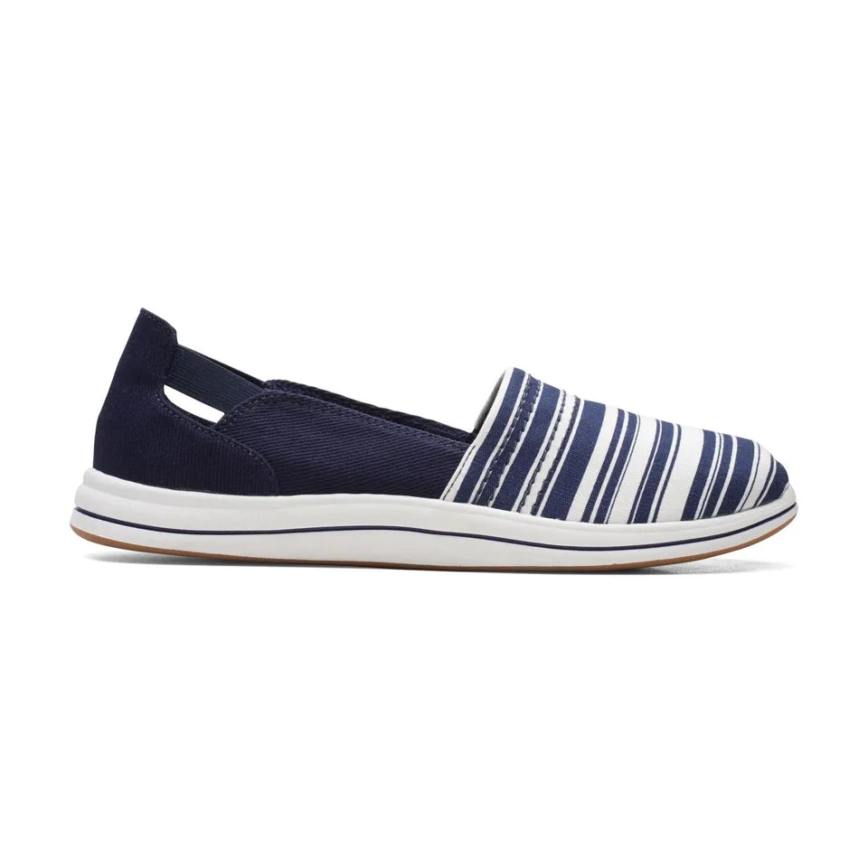 Clarks Women's Breeze Step II Olive White Textile | Navy White