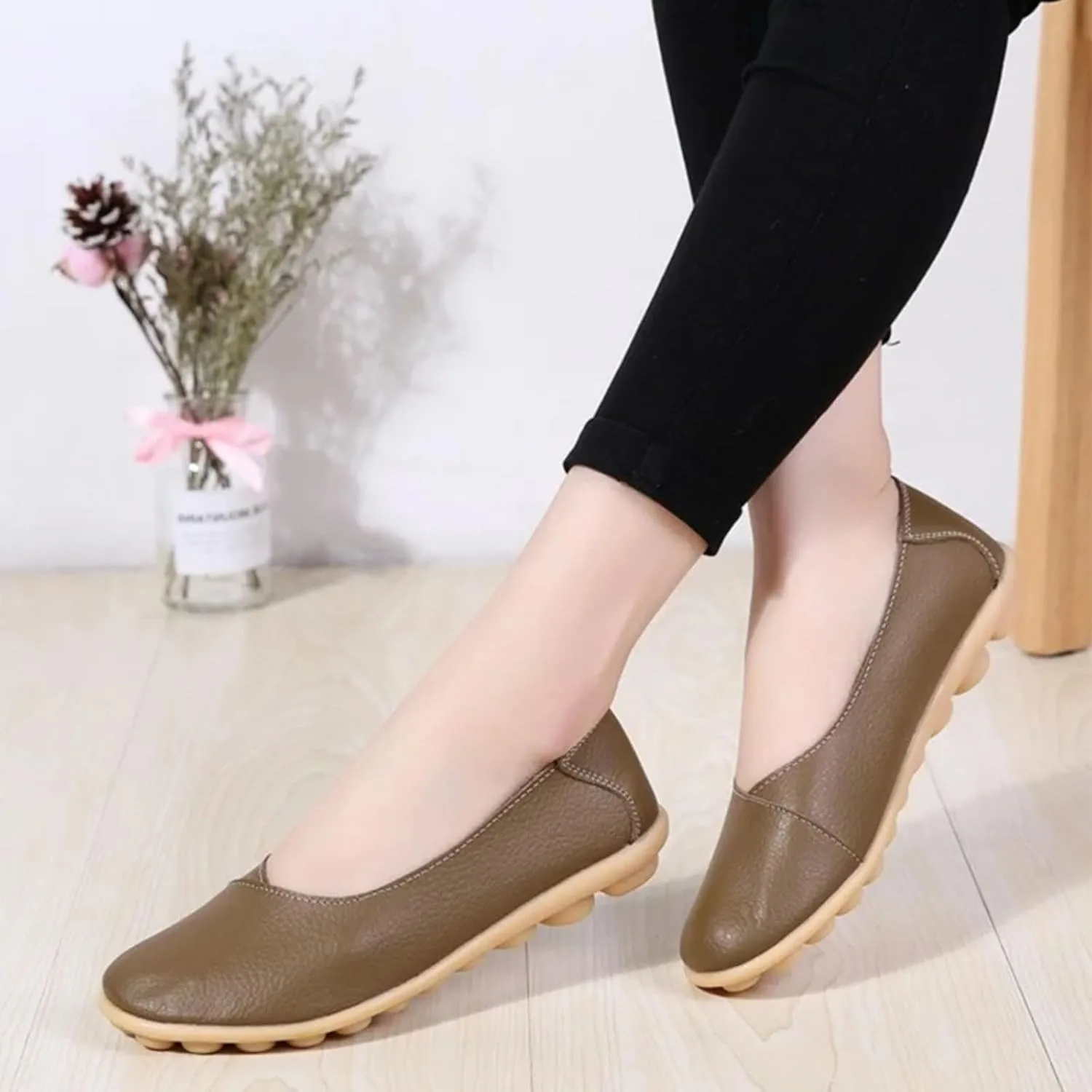 Comfortable Leather Shoes for Women Solid Non Slip Flats Shoes Soft Walking Driving Shoes Business Work Shoes