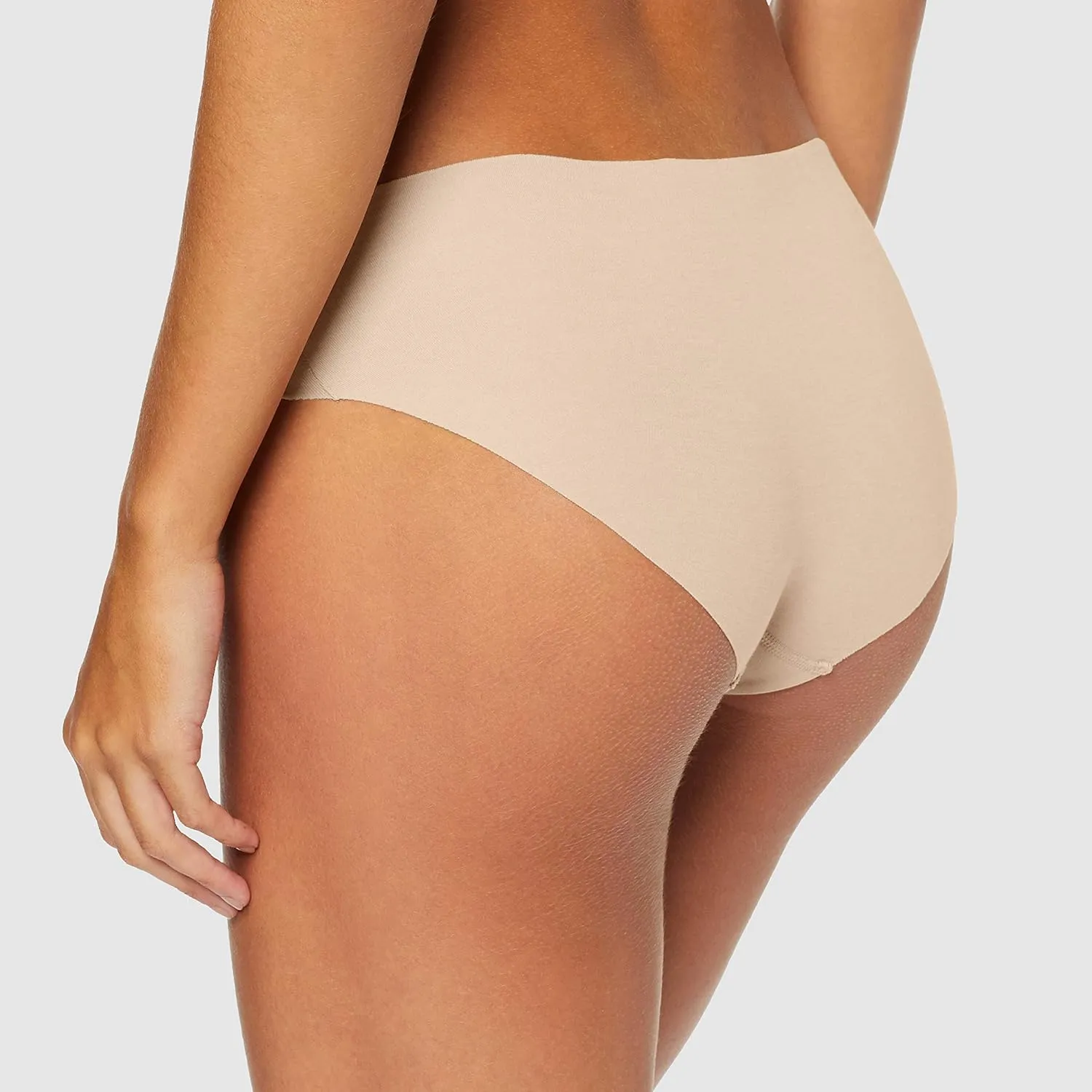 Hanro Women's Invisible Cotton Hi Cut Brief