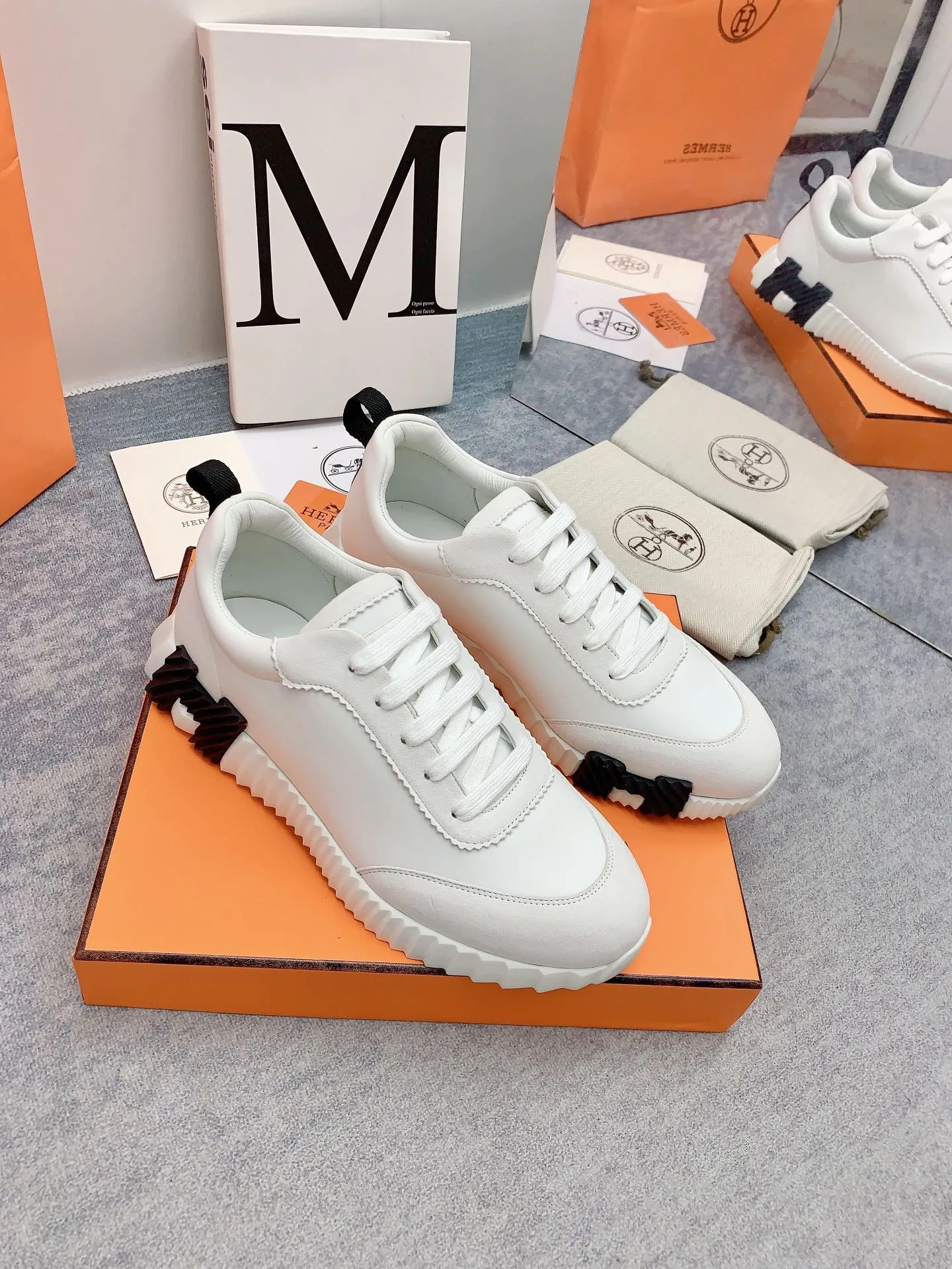 HM Bouncing Sneaker In White Silk Lambskin 106449