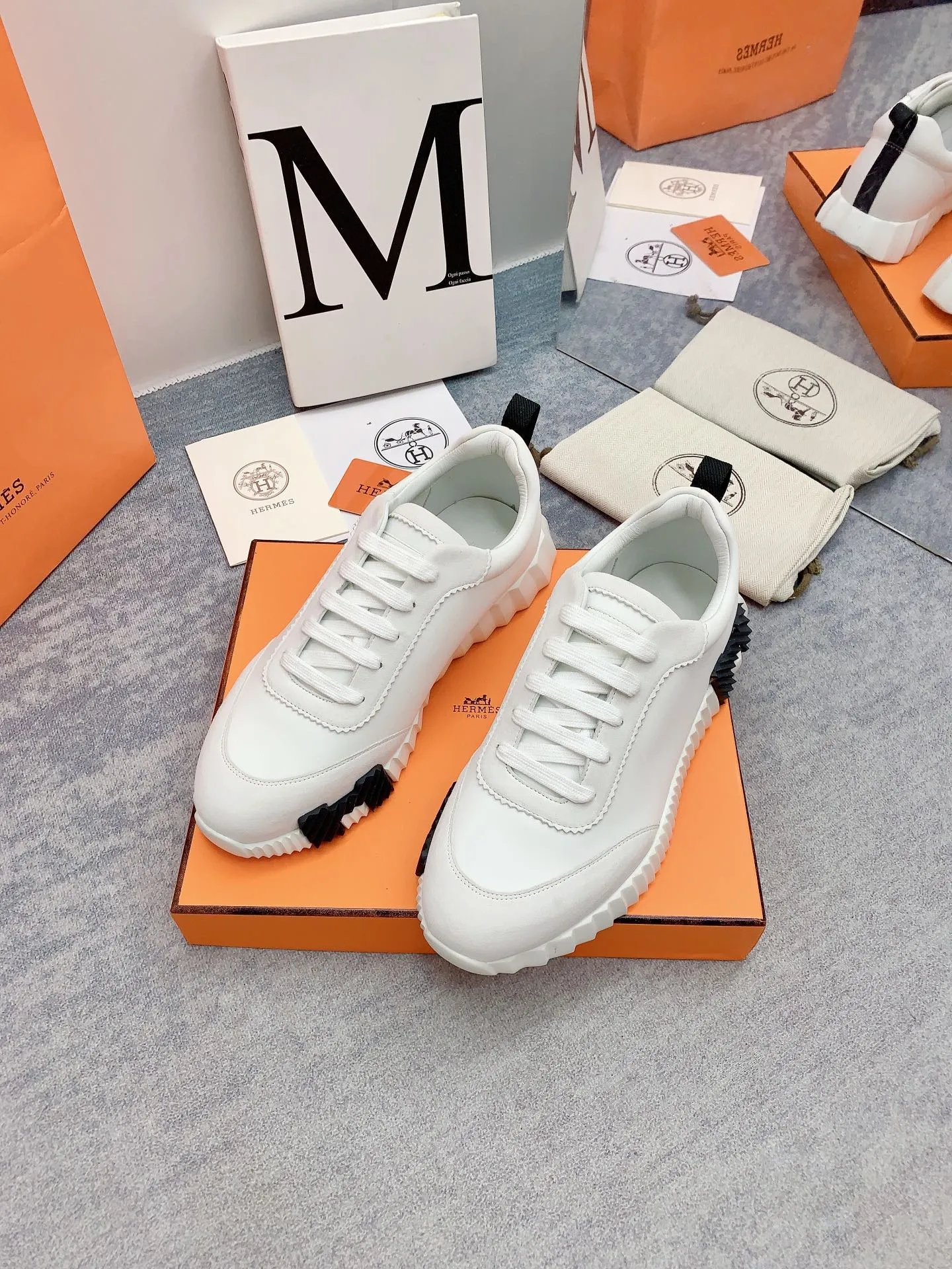 HM Bouncing Sneaker In White Silk Lambskin 106449