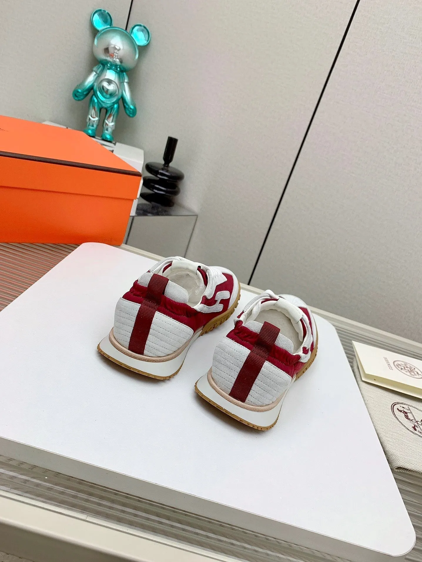 HM Jet Sneaker 20MM Dark Red Wind Cloth 106384
