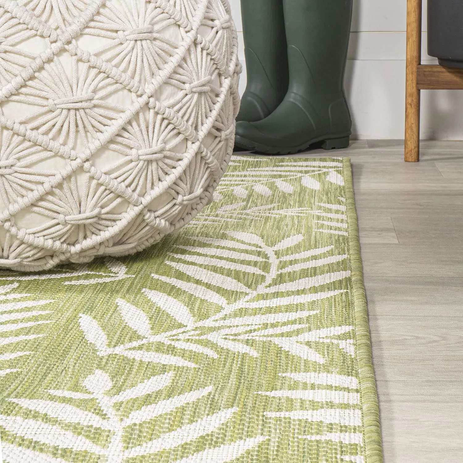 JONATHAN Y SMB119D-210 Nevis Palm Frond Indoor Outdoor Runner Rug, Coastal Casual Country Easy Cleaning,Bedroom,Kitchen,Backyard,Patio,Non Shedding 2 X 10, Green/Cream