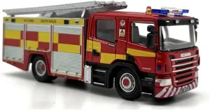 Metal Die Cast Toy Cars 1:76 for CP28 Pump and Ladder Fire Engine Truck Car Model Alloy Simulation Static Display for Home Or Office Décor