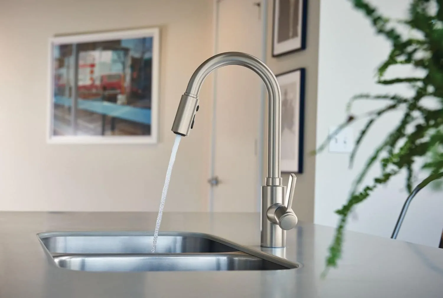 Moen 7882SRS Genta LX One-Handle Modern Kitchen Faucet with Pull Down Sprayer with a Reflex Docking Head and Featuring Power Boost for a Faster Clean, Spot Resist Stainless
