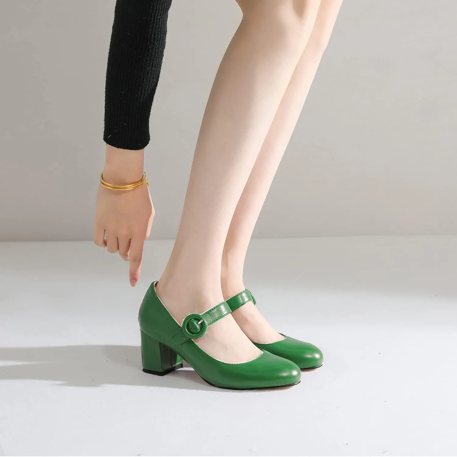MOOMMO Women Classic Mary Jane Heels Pumps Shoes Ankle Strap Closed Round Toe Dress Sandals Chunky Block Heels Comfort Wedding Party Evening Pump Mid Heel Basic Office Work Shoes Elegant 4-11 M US