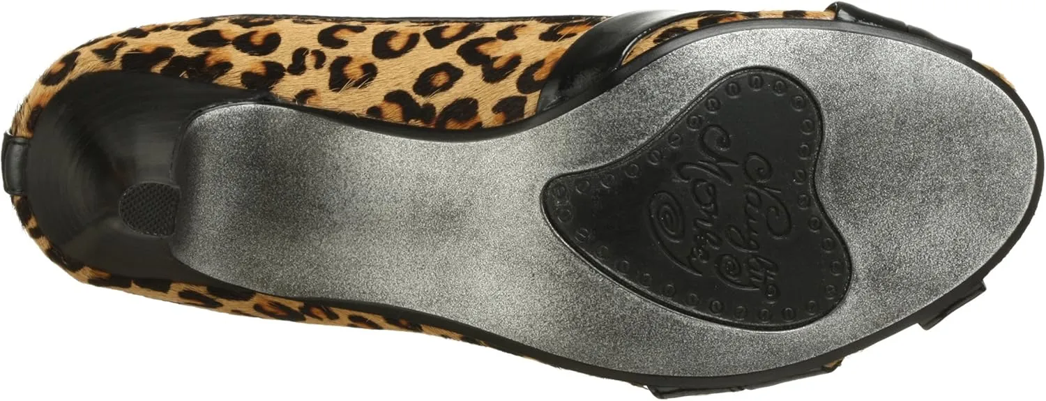Naughty Monkey Women's Crossize Pump