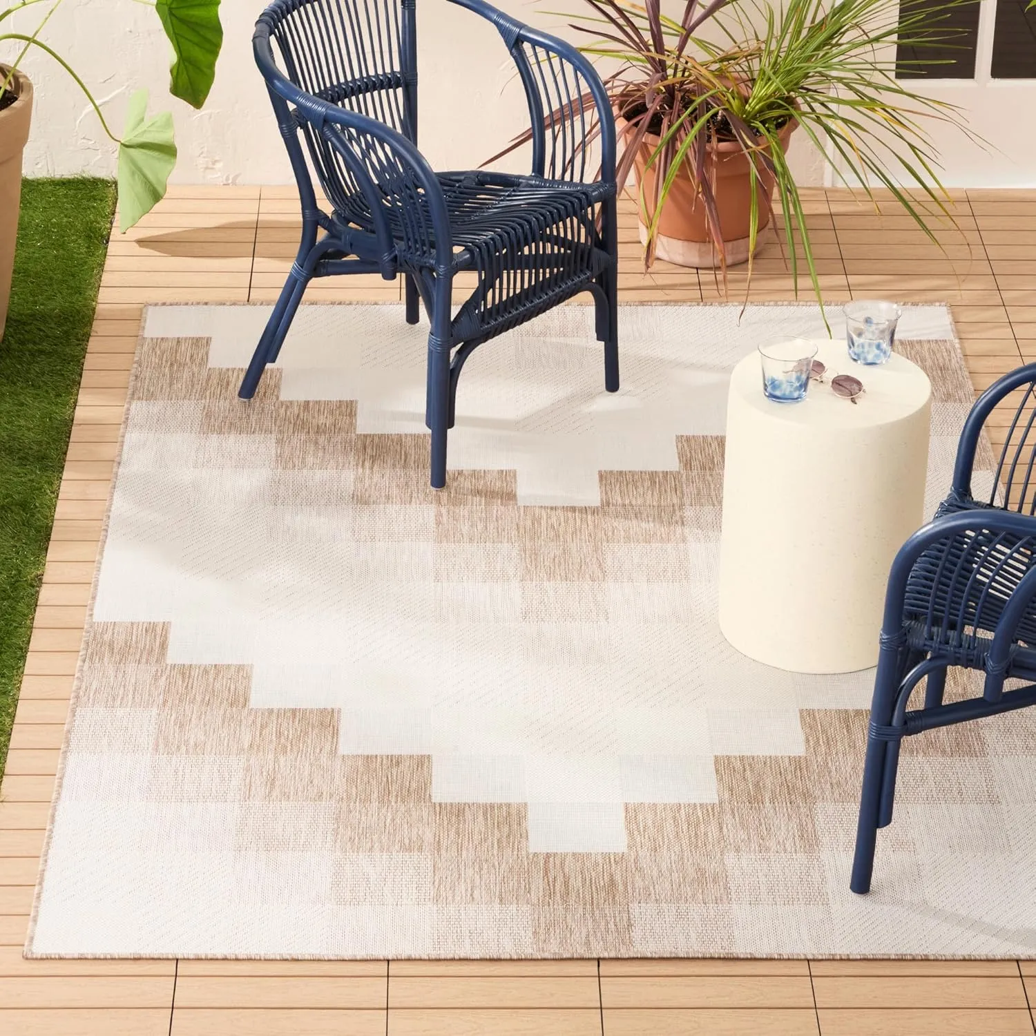Nicole Miller New York Patio Country Ombre Chevron Indoor Outdoor Area Rug, UV Fade Resistant, Low Pile, Beige/Cream, 7'9"x10'2"