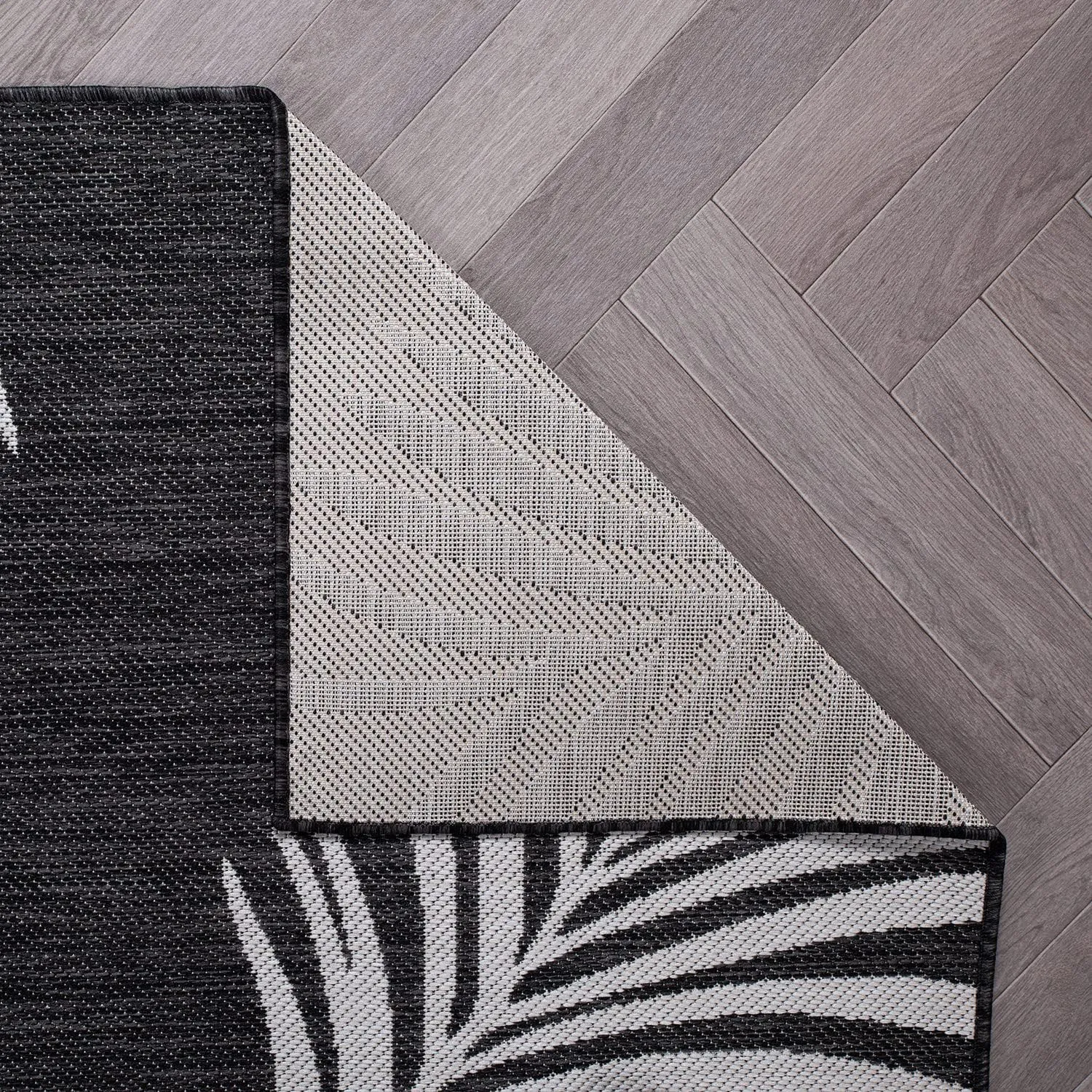 Rugshop Contemporary Palm Leaves Textured Flat Weave Easy-to-Clean Outdoor Rugs for Deck,Patio,Backyard Indoor/Outdoor Runner Rug 2' x 7' Black