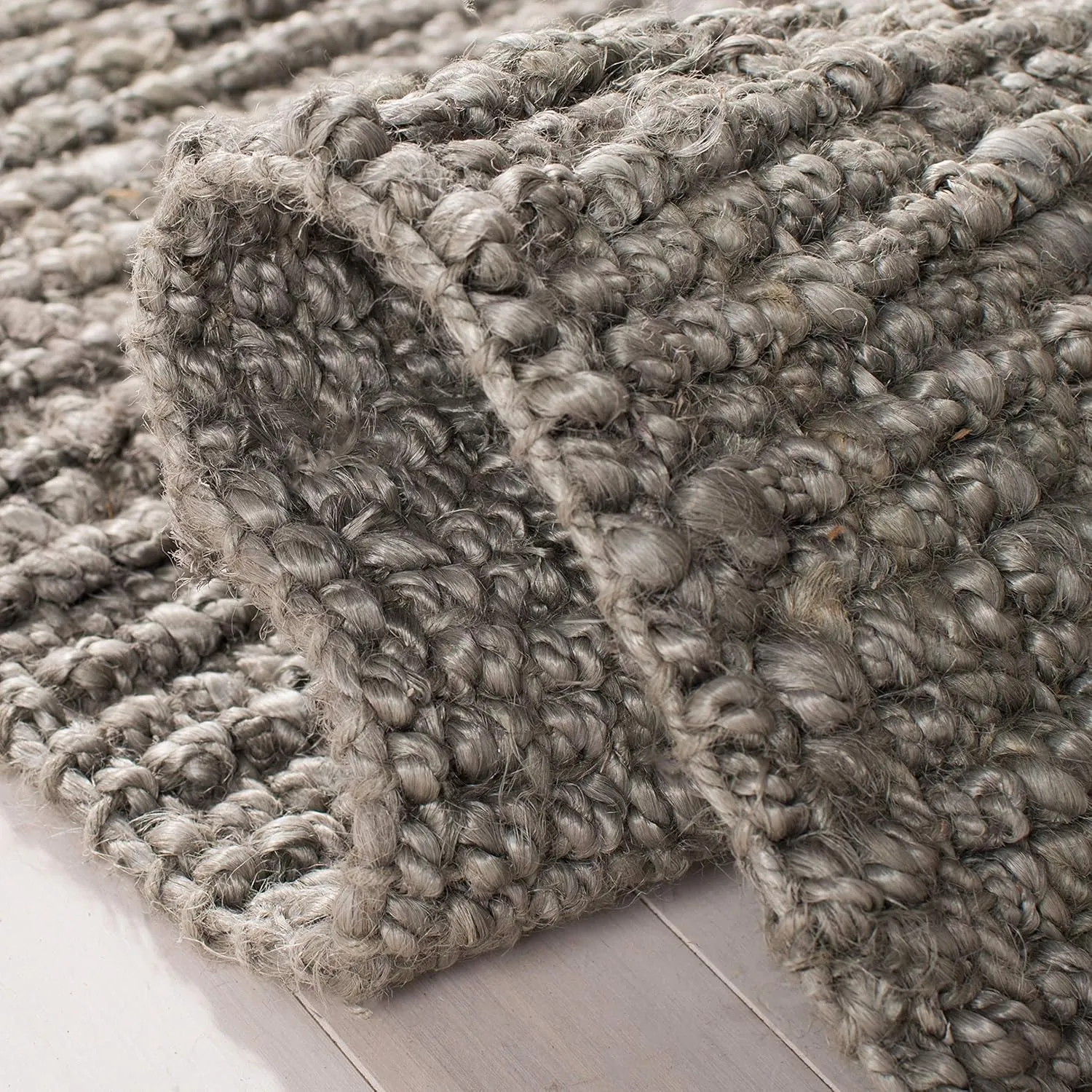 SAFAVIEH Natural Fiber Collection Runner Rug - 2'6" x 6', Light Grey, Handmade Chunky Textured Jute 0.75-inch Thick, Ideal for High Traffic Areas in Living Room, Bedroom (NF447G)