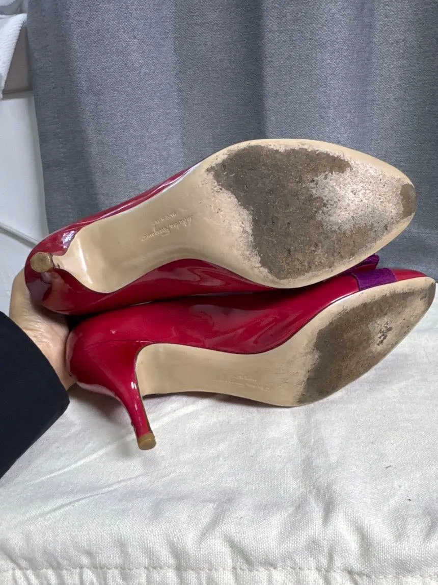 Salvatore Ferragamo Vara Bow Red Pumps Size 7.5
