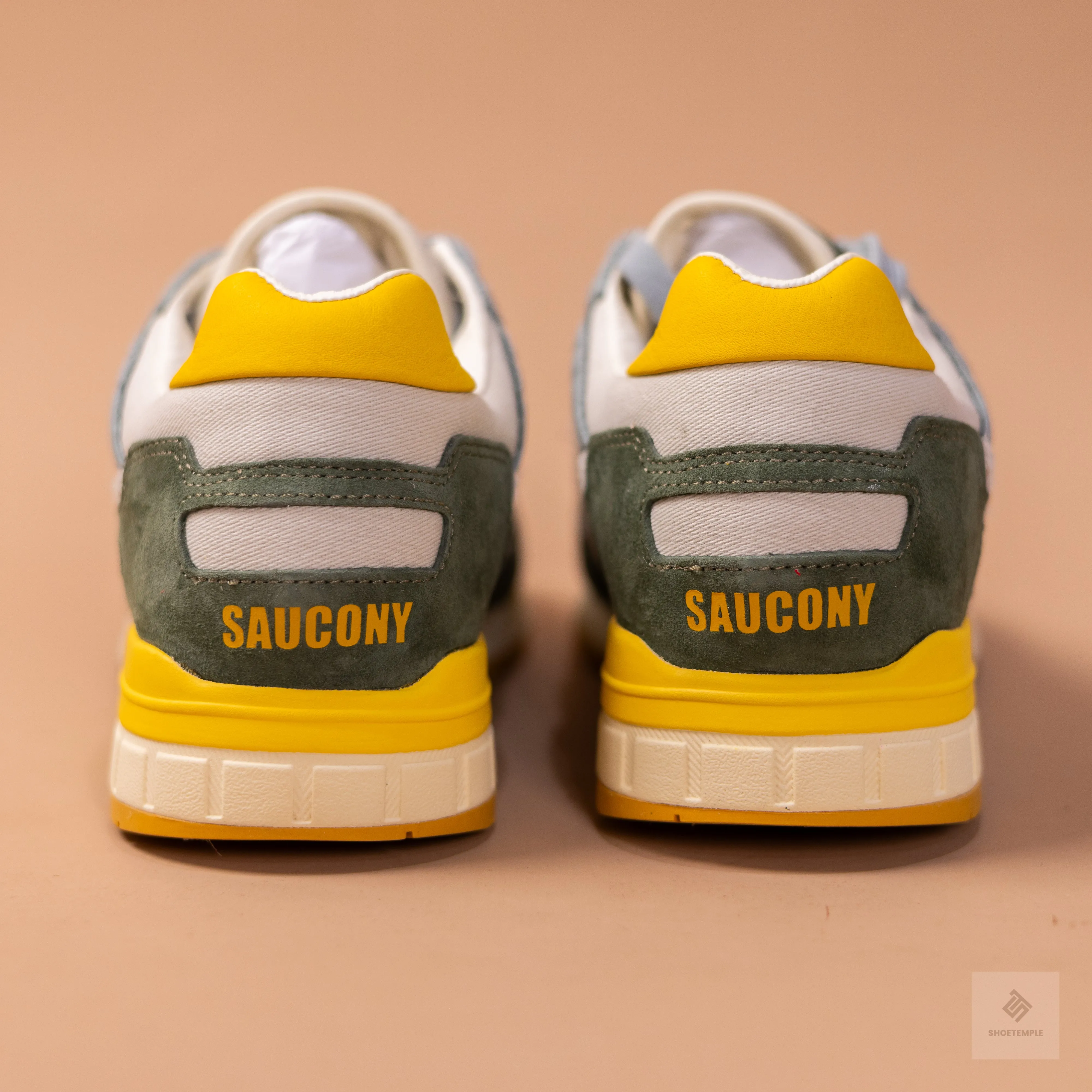Saucony Shadow 5000 Sneaker