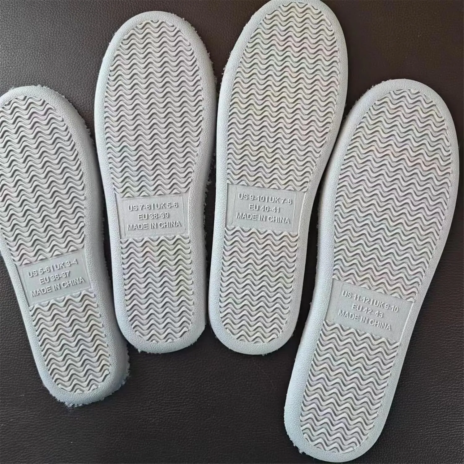 Unisex Fuzzy Curly Memory Bombas Slippers Closed Back Bedroom House Shoes Indoor Soft Comfy Warm Loafer Slippers