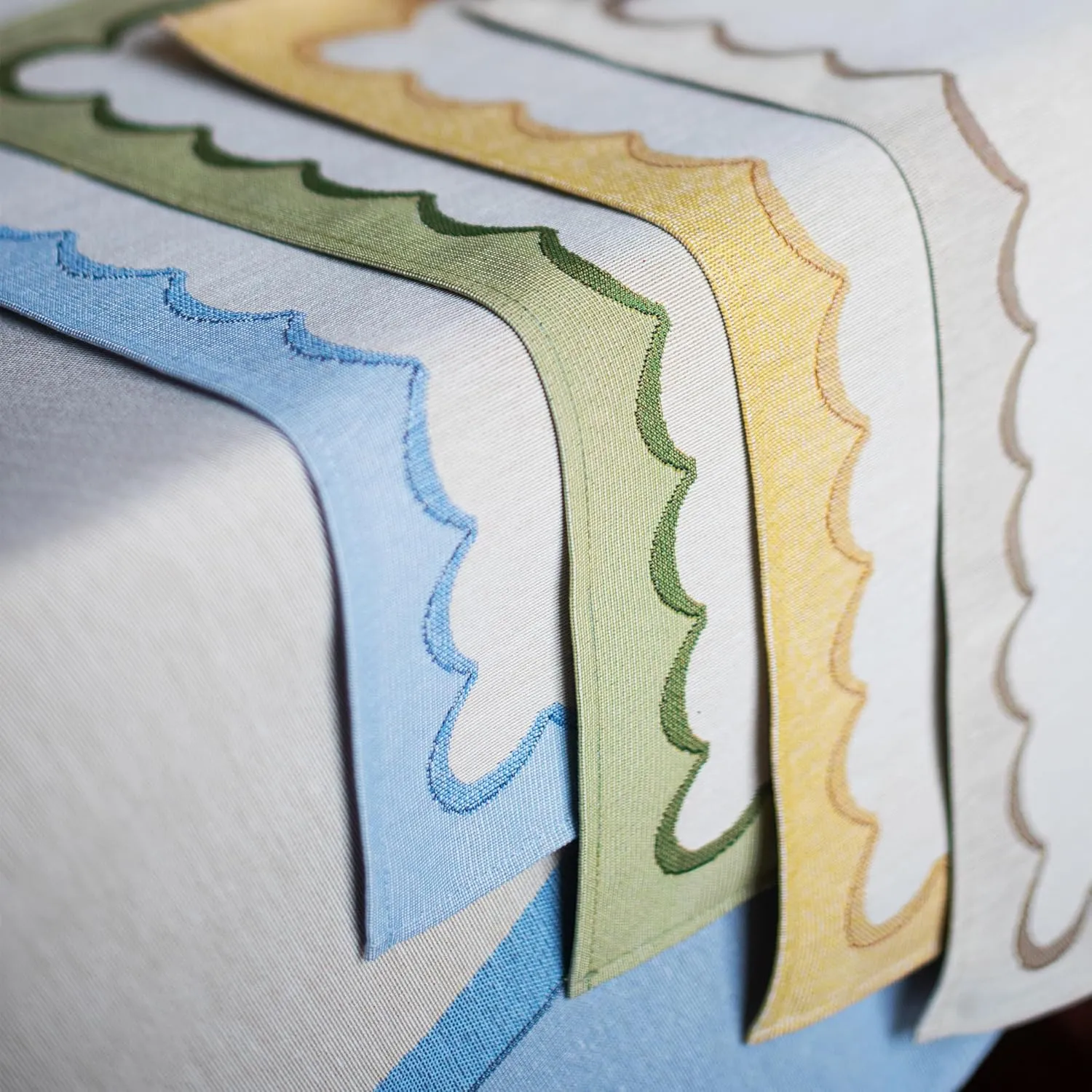 Vietri Tavola Blue Scalloped Placemats, Set of 4-19" Polyester Table Mats - Dinner Table Cover