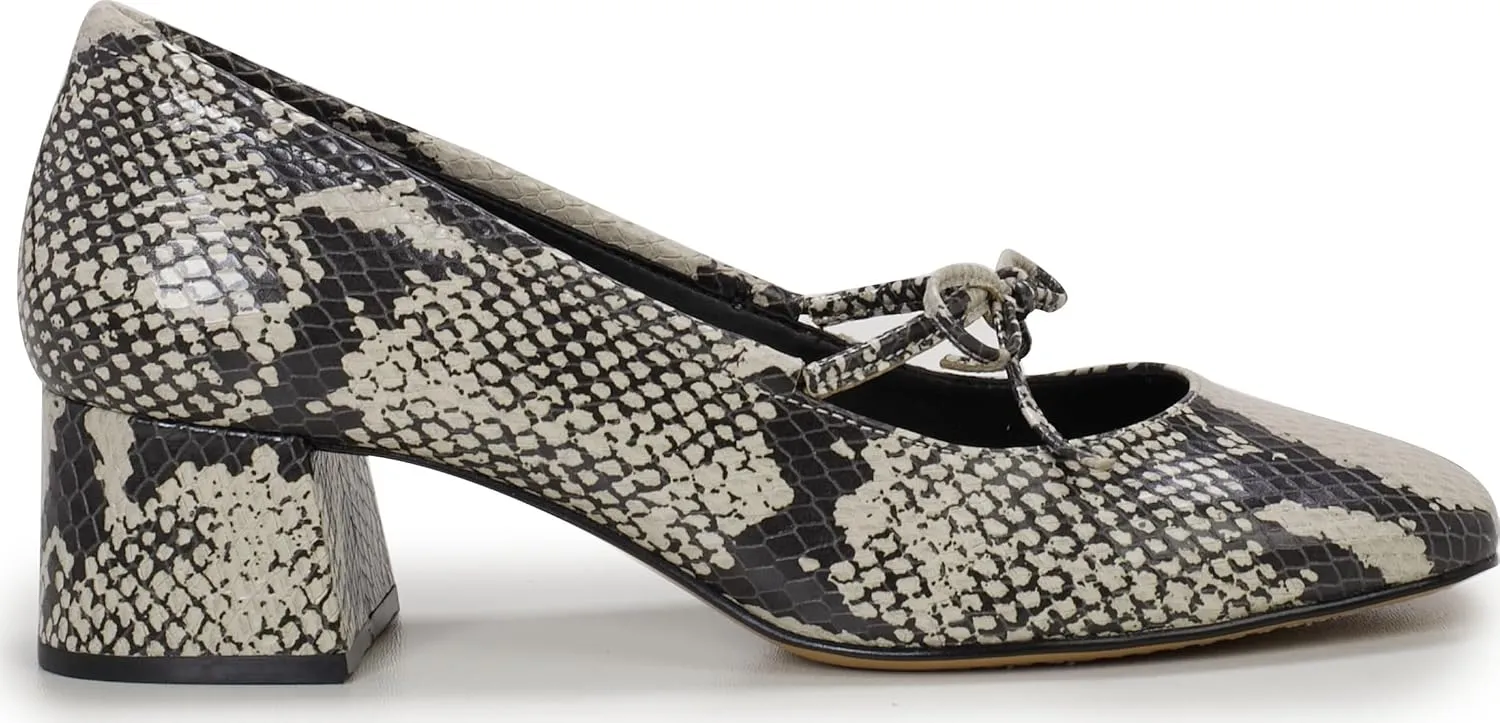 Vince Camuto Women's Charley Pump