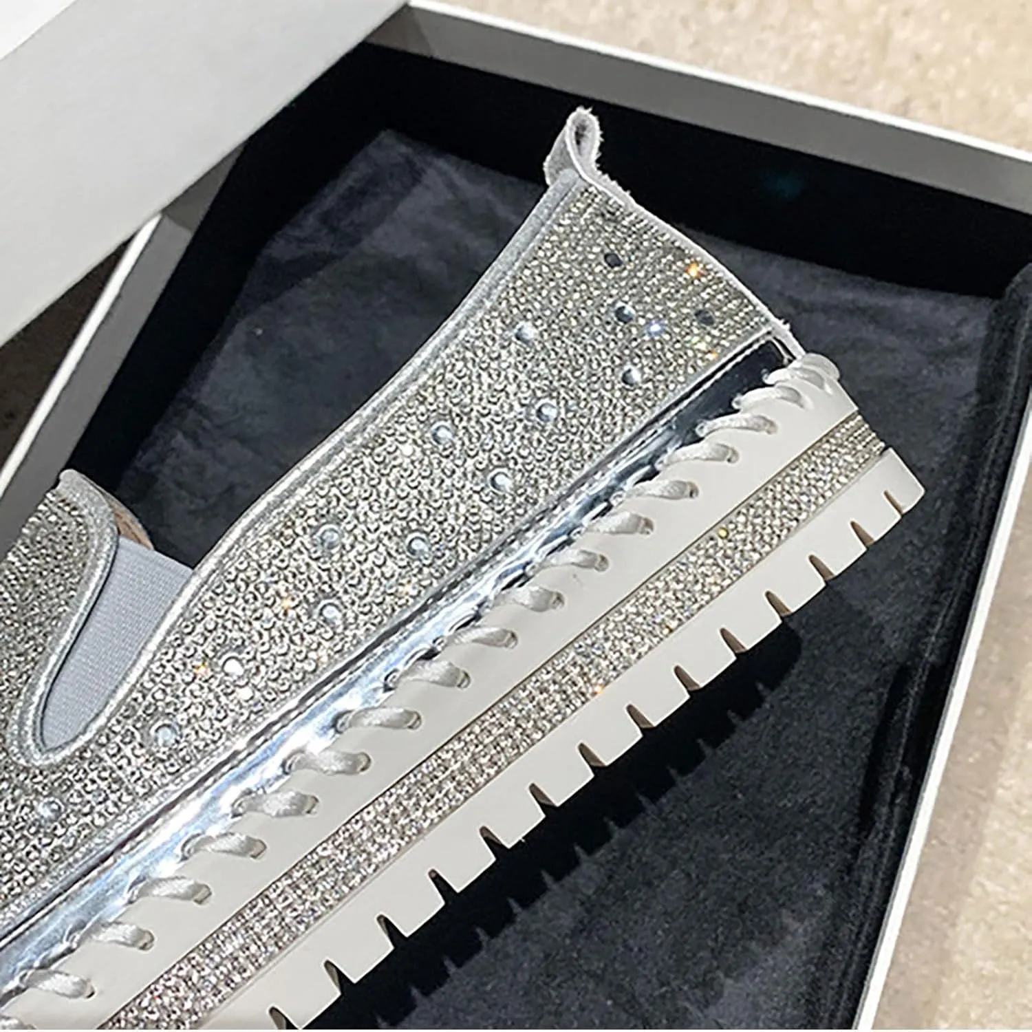 Women's Rhinestone Loafers Soft Thick Bottom Sparkly Banquet Shoes Cushioned Slip-On Ballet Flat Shoes